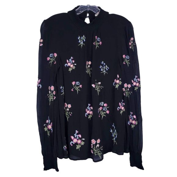 Sundance Floral Embroidered Black Blouse Smock Necked Top Size Medium - Picture 1 of 12